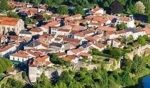 大理回乡建别墅为什么一定要选专业乡墅公司